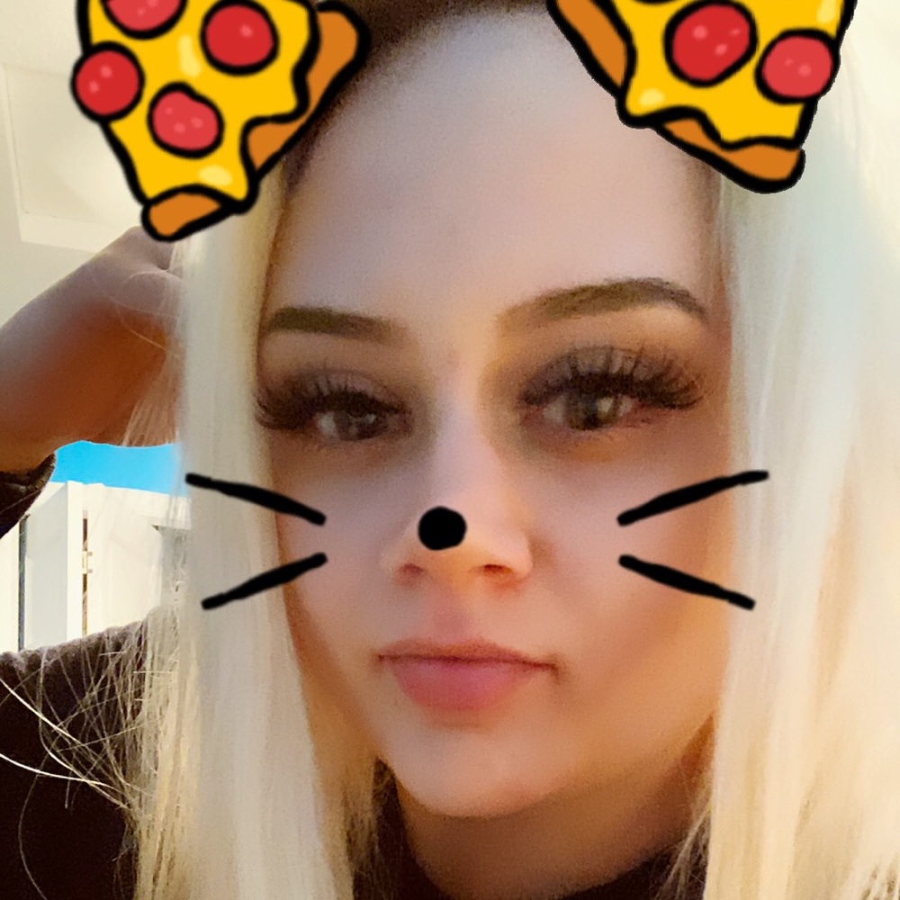 Meet your Posher, Jessica